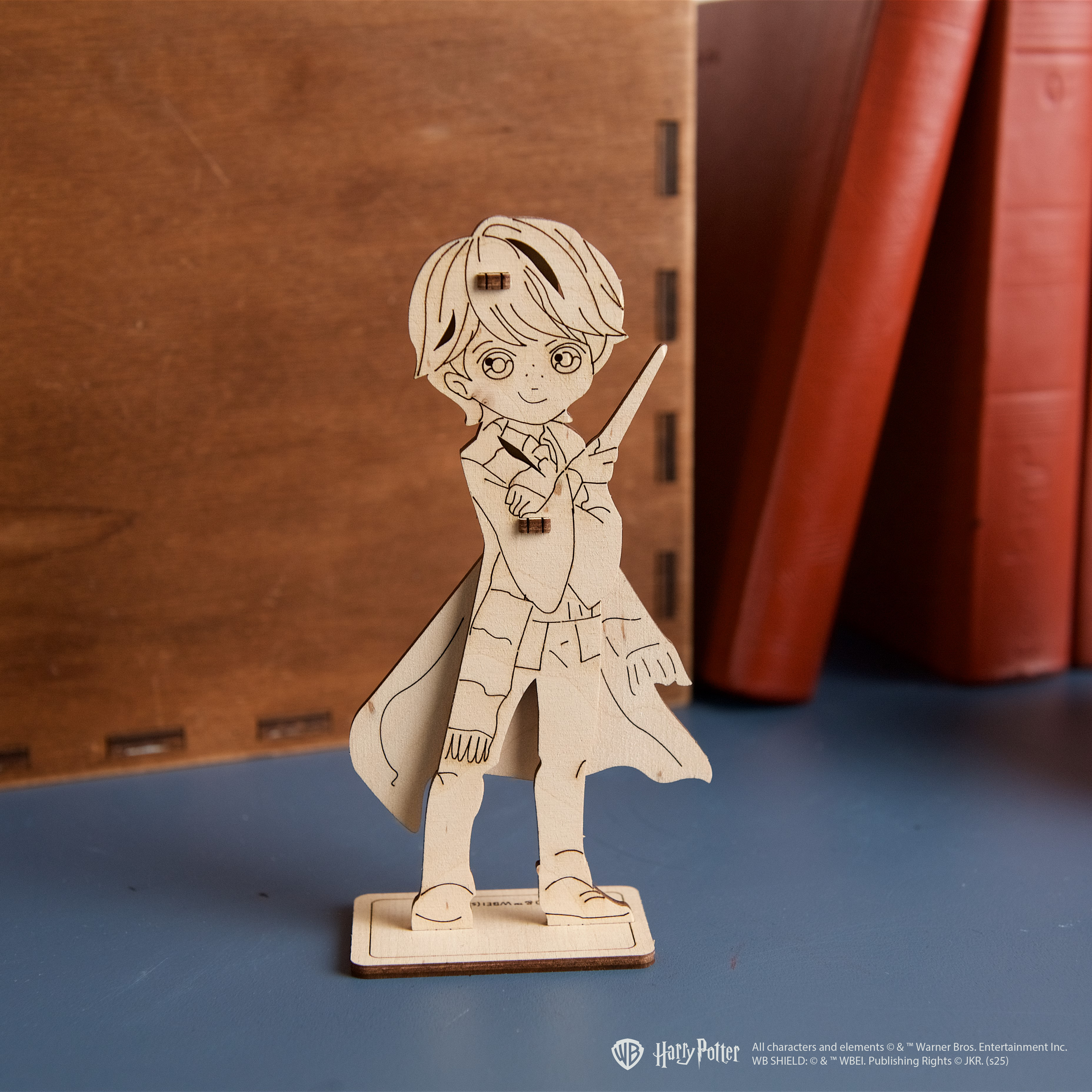 ugears-ronald-weasley-maquette-bois-3d-colorier-harry-potter image 5
